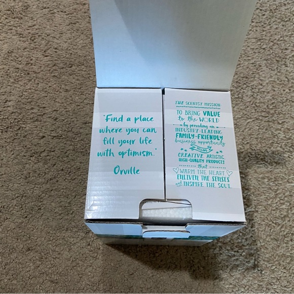 Scentsy Spooky House Mini Wax Warmer Nightlight Halloween Plug-in RETIRED 2017 - Picture 3 of 11